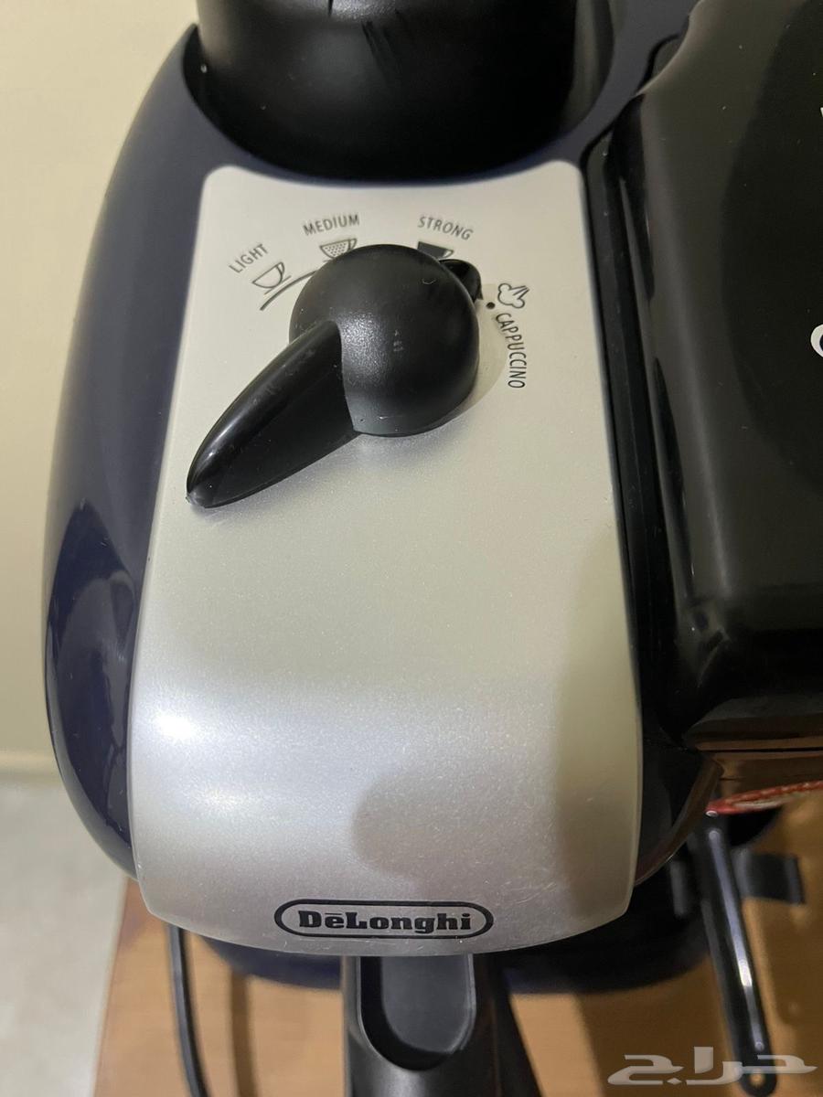 ماكينة قهوة ديلونجي شبه جديدة64498909934722112
