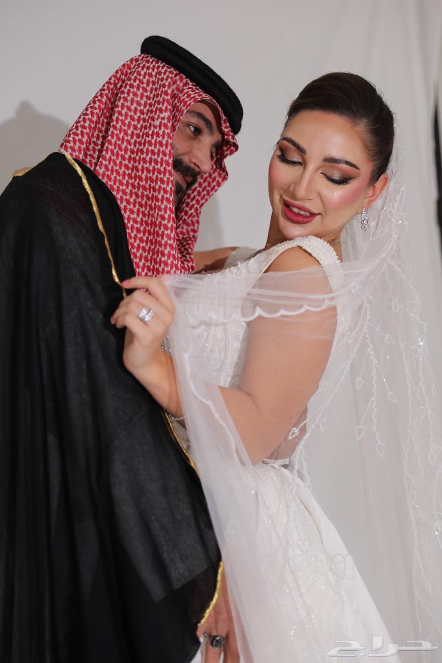 عرض بمناسبة اليوم الوطني ( تصوير جوال الساعه 95 ريال )64498453290753113