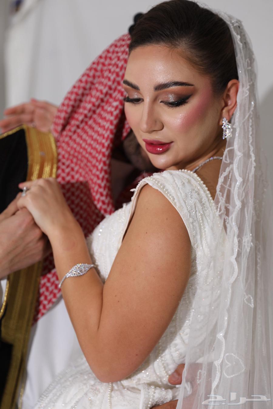 عرض بمناسبة اليوم الوطني ( تصوير جوال الساعه 95 ريال )64498453290753112