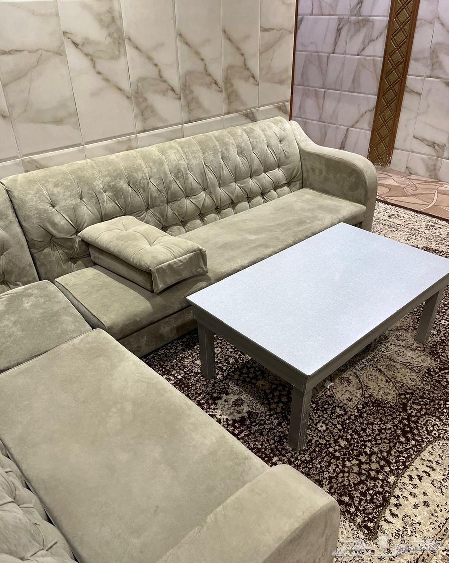 للبيع كنب وطاولة وفرشة64498411301633112