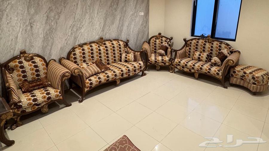 Used but well-maintained comfortable sofa or couch64500449464451111