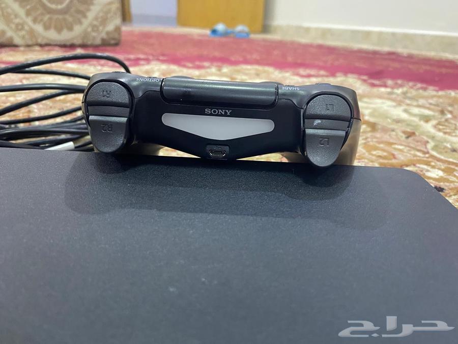 سوني فور نظيف جدا ما نفك64499856152834112