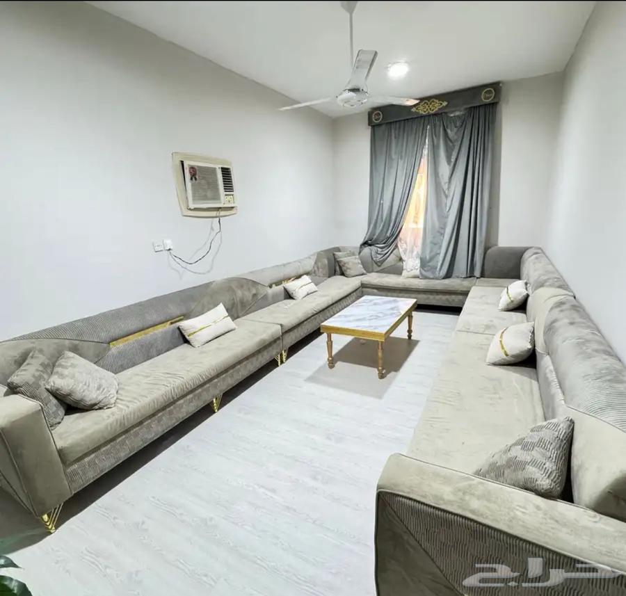 كنب للبيع نظيف مستعجل في البيع64502528992003111