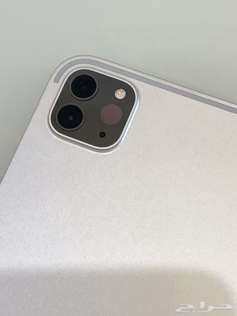 ايباد برو - 11 انش - الجيل 3 - 128G - نظيييف جدا64495433932673112