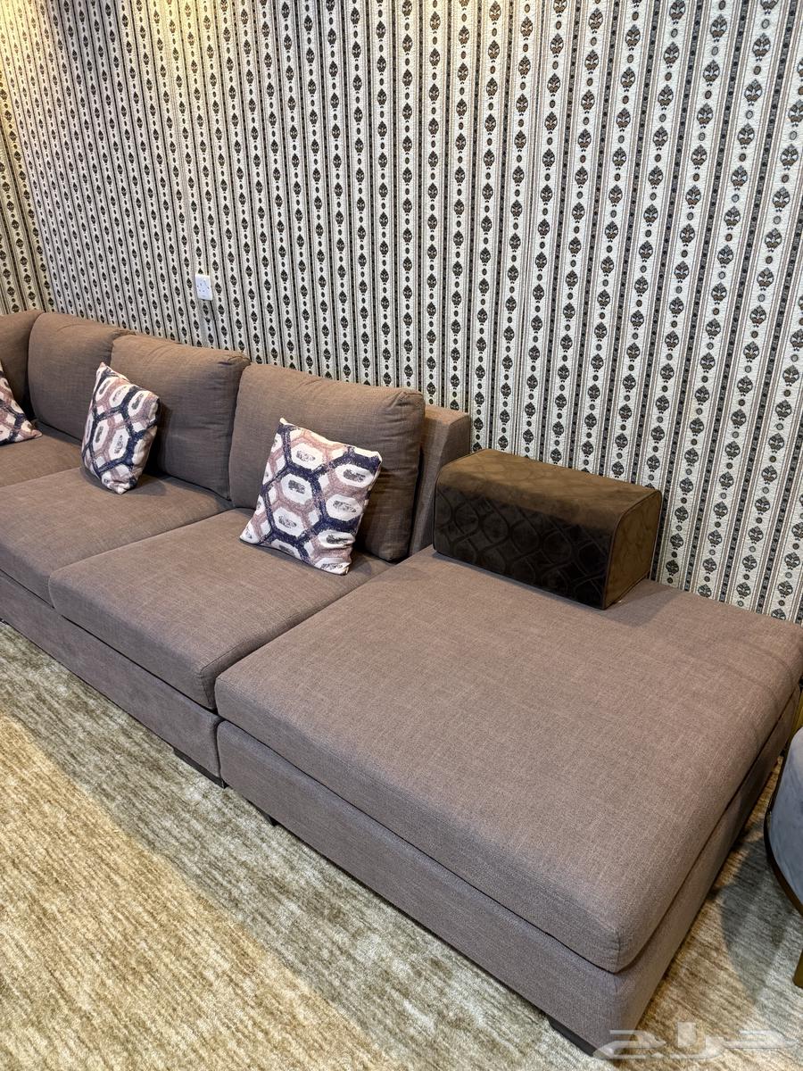 كنب مستخدم نظيف64495268619011110