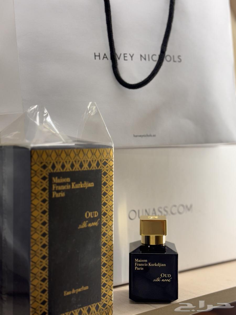 Oud Roll-On Perfume64502584028289111