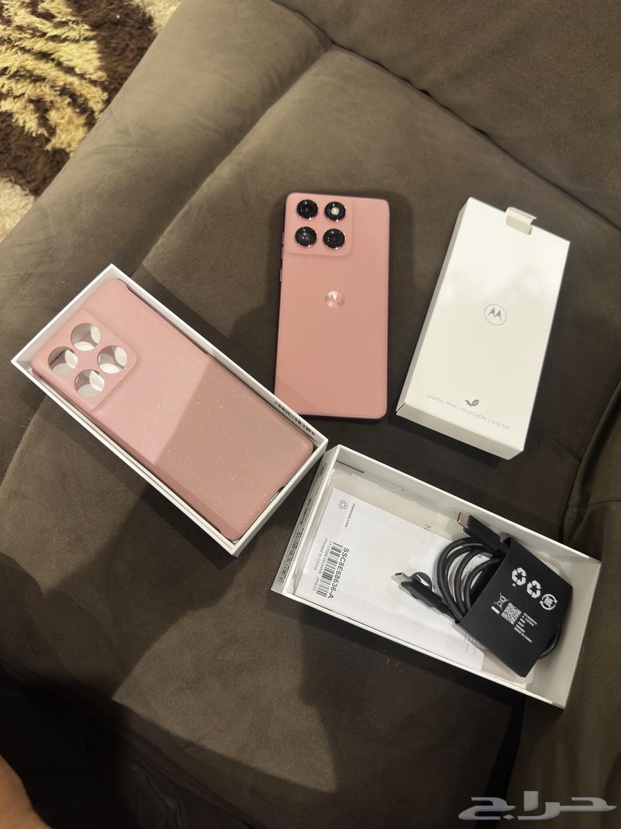 جوال موتورولا 60 ايدج64499353645826111