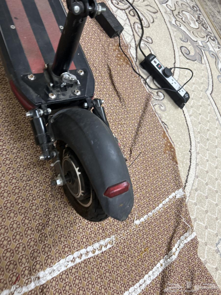 سكوتر مقعد نظيف جدا64495982398850112