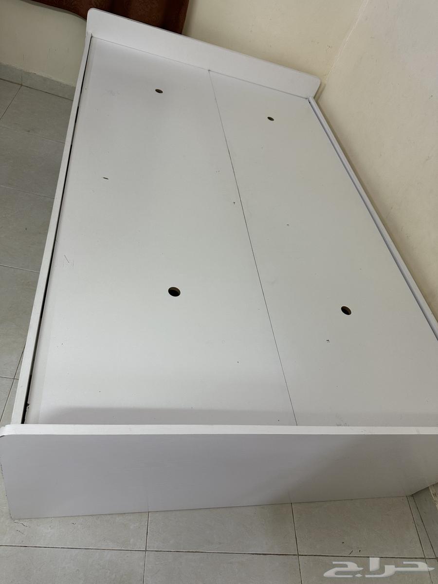 سرير نفر ونص مستعمل نظيف64497979302787110