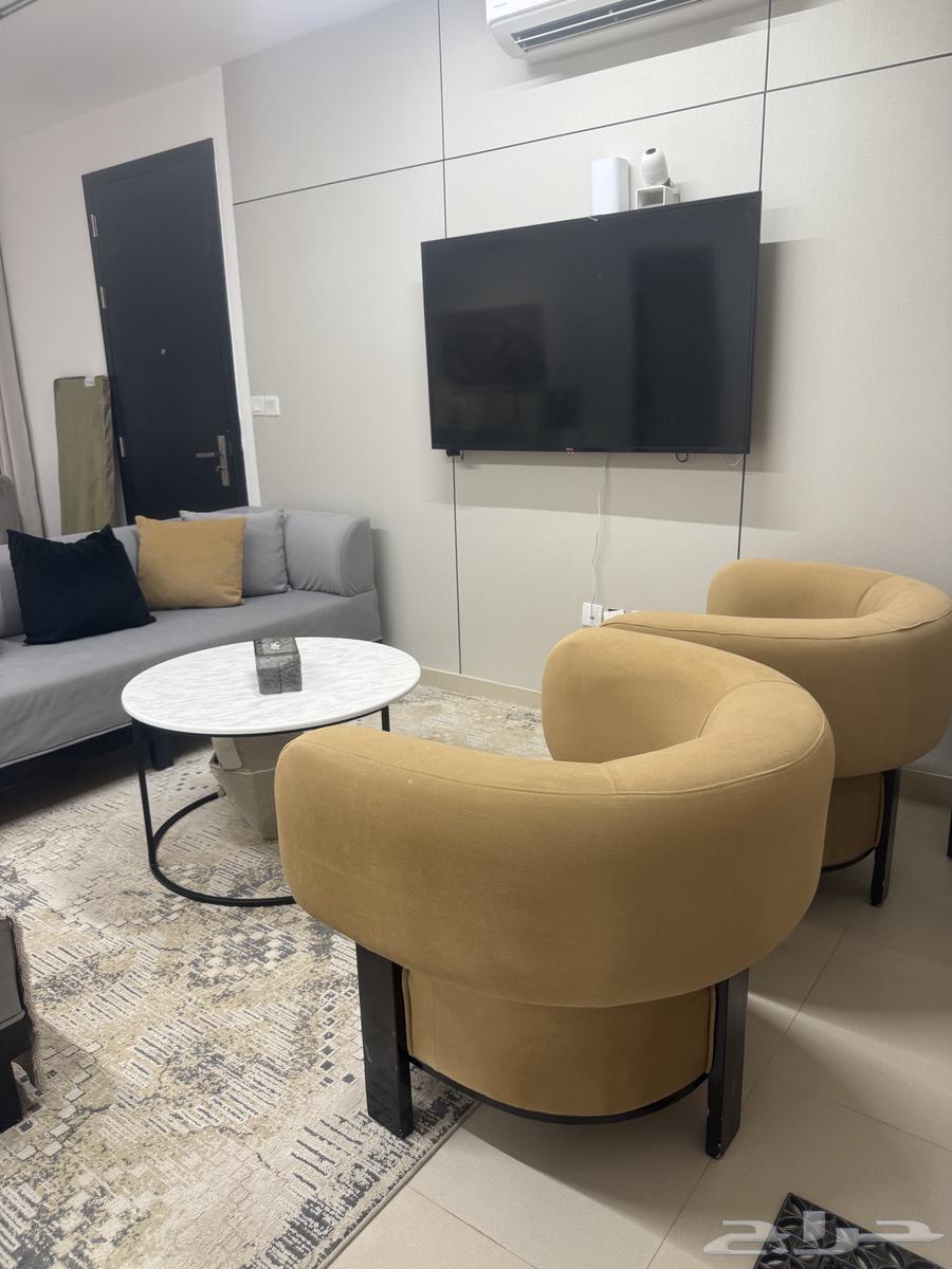 L-shaped sofa with 2 chairs, mattress, table, and cushions 250064496132092803110