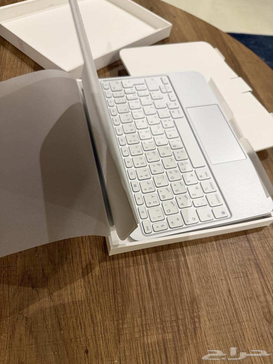 كيبورد ايباد برو 1164497772575491114