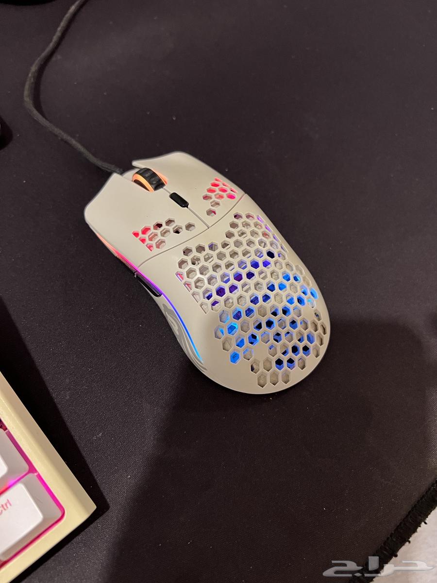 ماوس قلوريوس موديل O64500077796866110