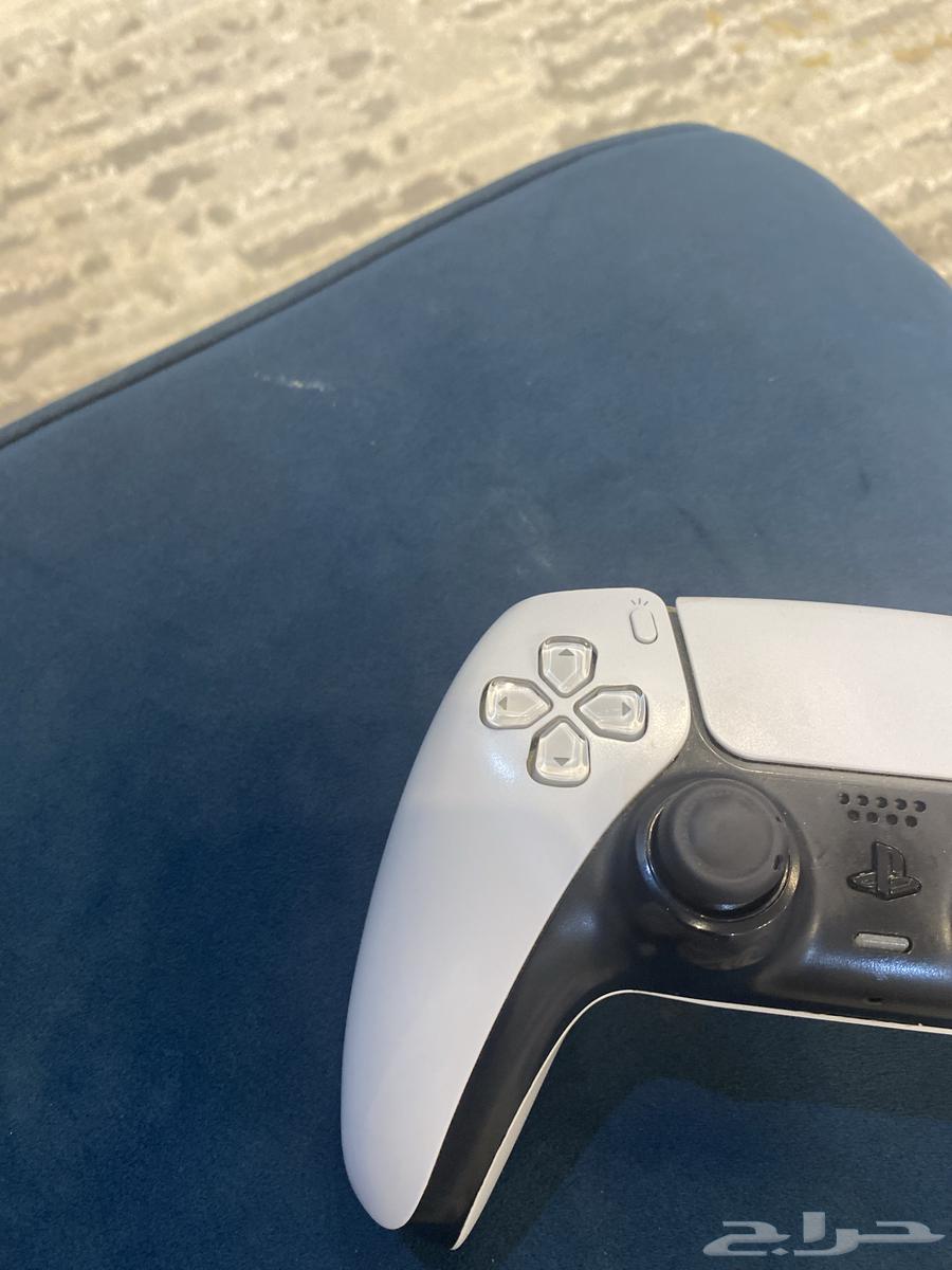 Sony Five controller used, clean, no damage64498826036866113