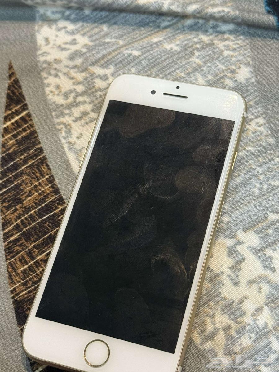 iPhone 7 in excellent condition, 32GB memory, 70% battery, for 500 riyals64495583401602111