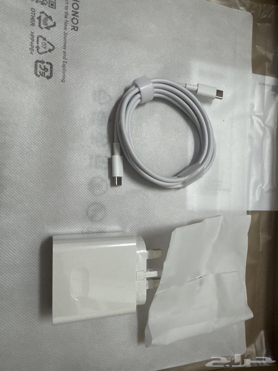 لابتوب HONOR للبيع باقي جديد من جرير64500839987969111