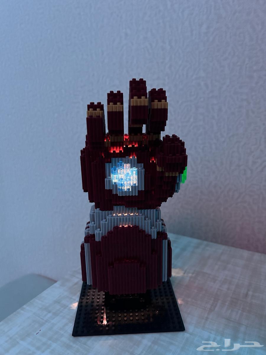 مجسم يد آيرون مان بإضاءة   حجم 20 سم64500229446915111