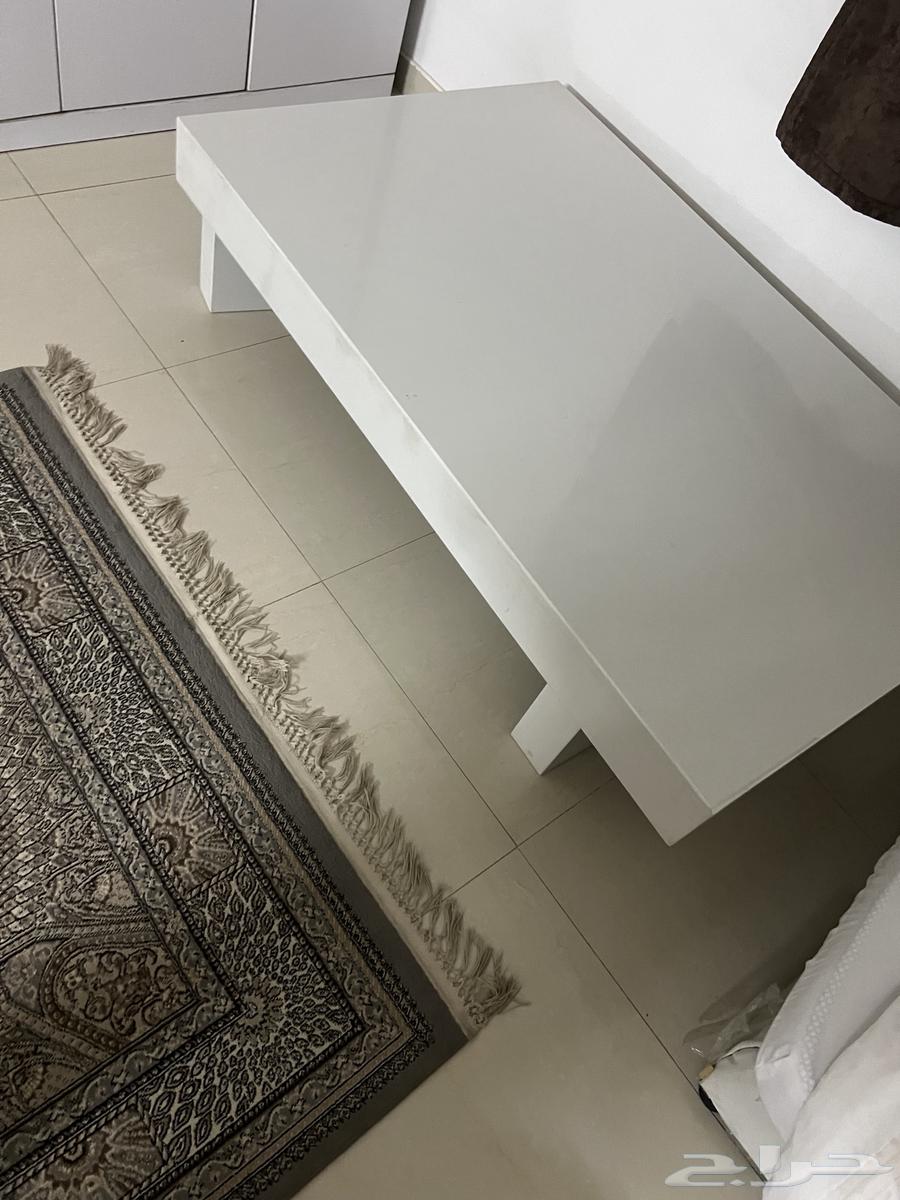 Iron chairs, 2 chairs and a Formica table64496820055042111