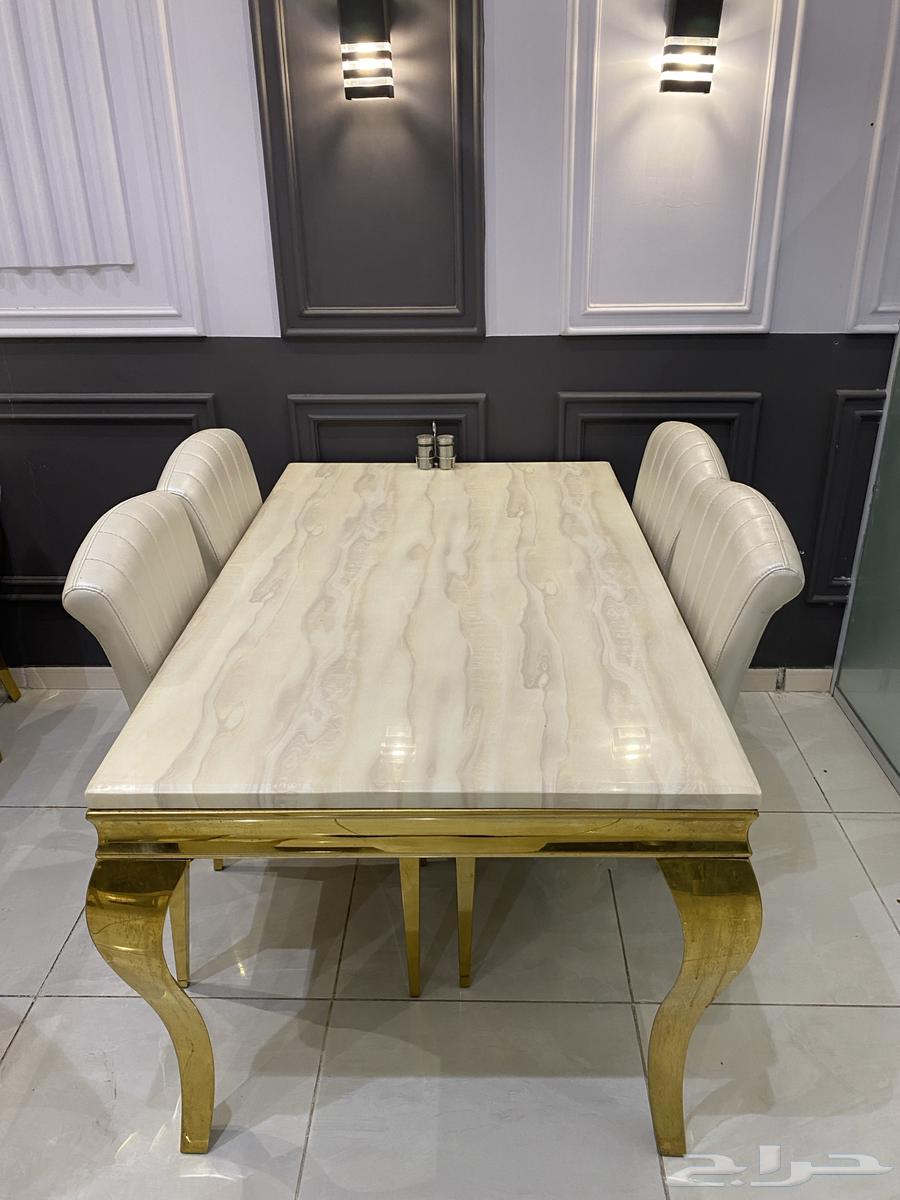 15 Elegant Marble Tables64496282679937110