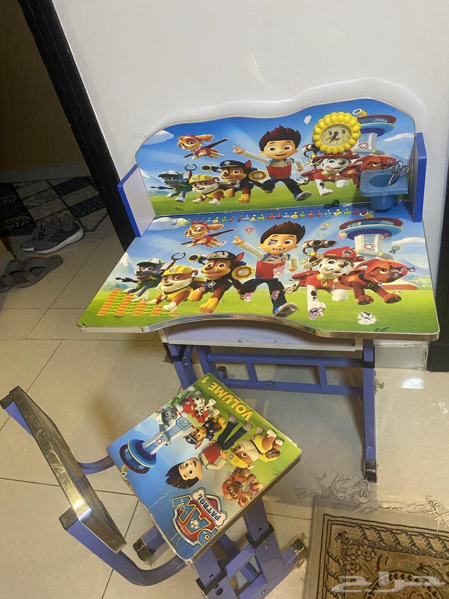 Study table64495940932994111