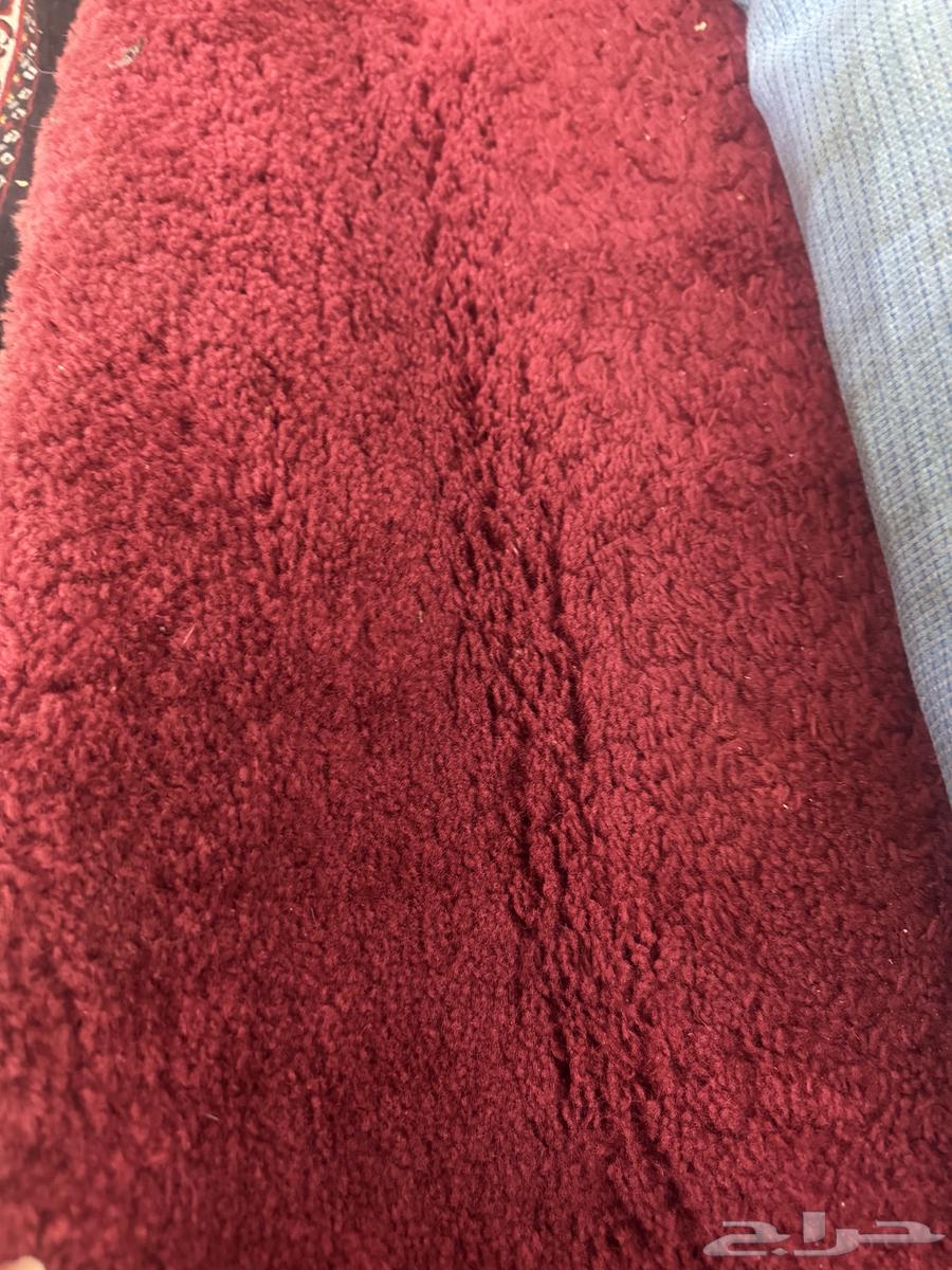 موكيت مستعمل للبيع بي 150ريال64495569911938110