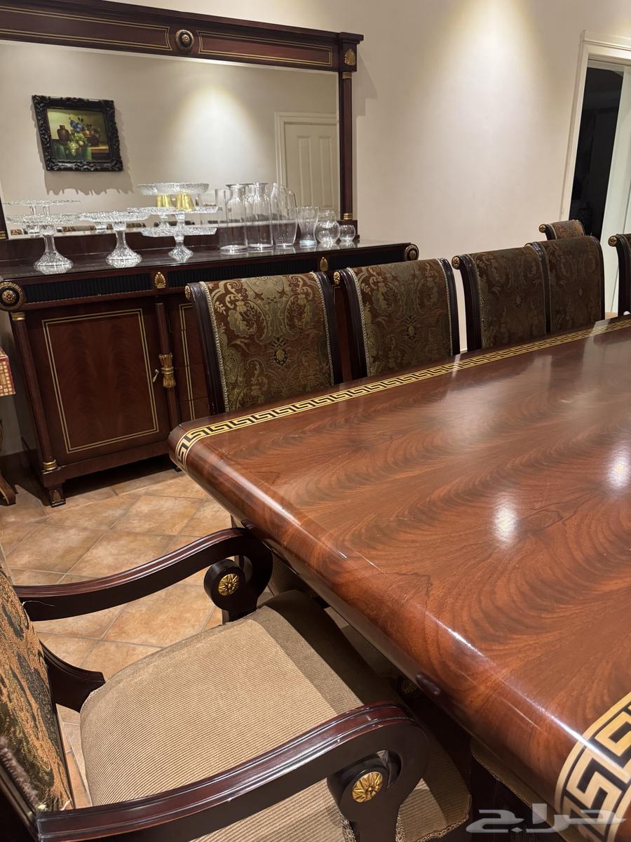 طاوله أكل 14 كرسي مع دولاب وبوفيه64497317518849111