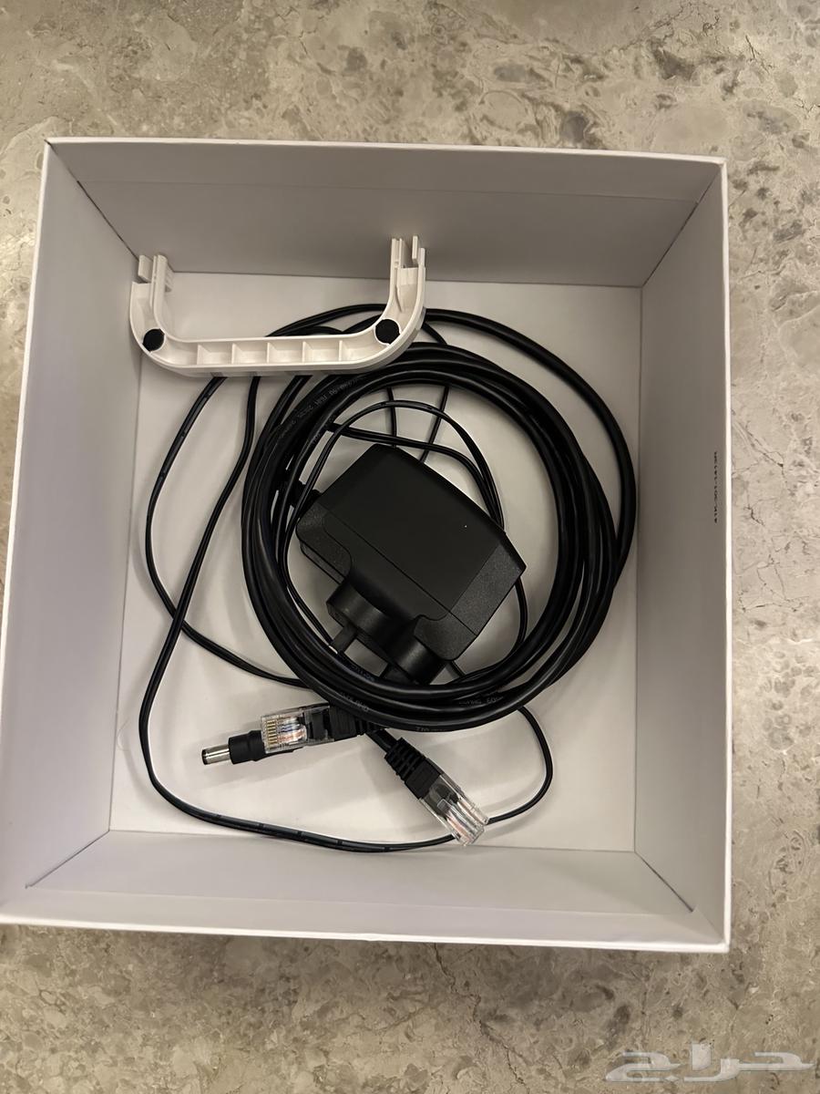 Mobile 4G Router, Semi-New with All Accessories64502014453121111