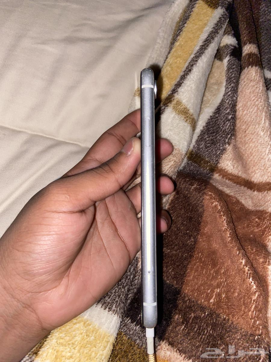 iPhone XR64498257052034112