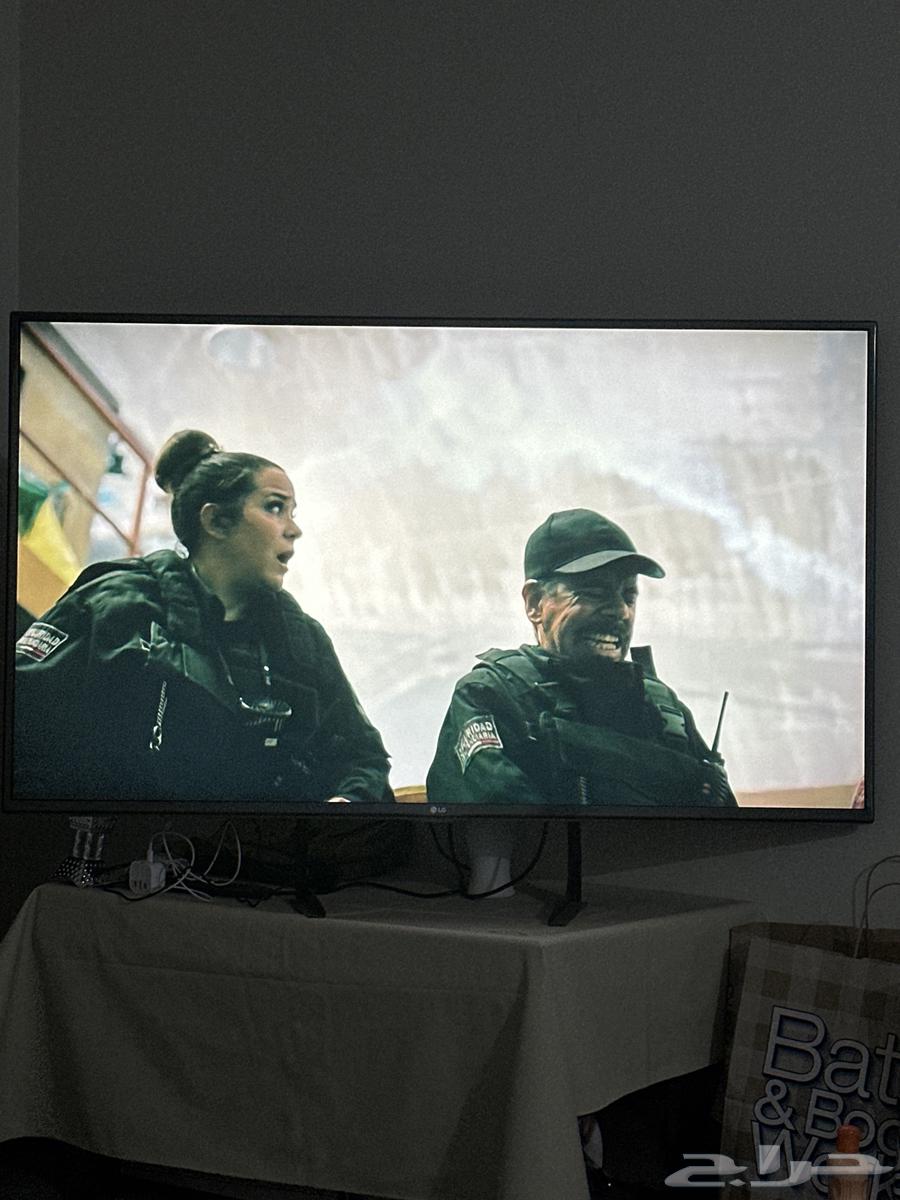 شاشة LG ذكية 4k سمارت 55 بوصة للبيع ( لا يوجد عيوب )64458136337665114