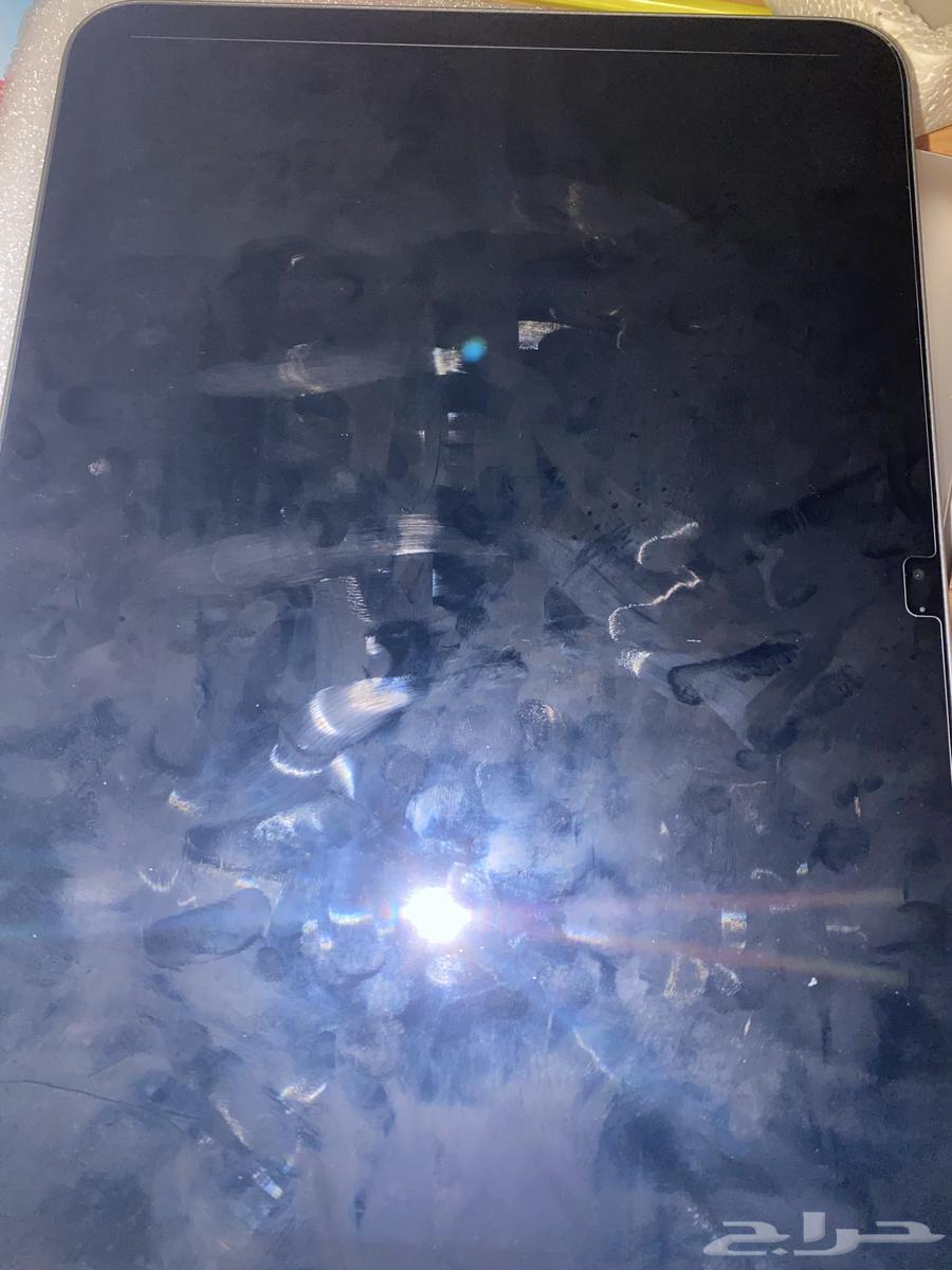 iPad A16 Silver Color with Pencil, Case, and Screen Protector64499131938177111