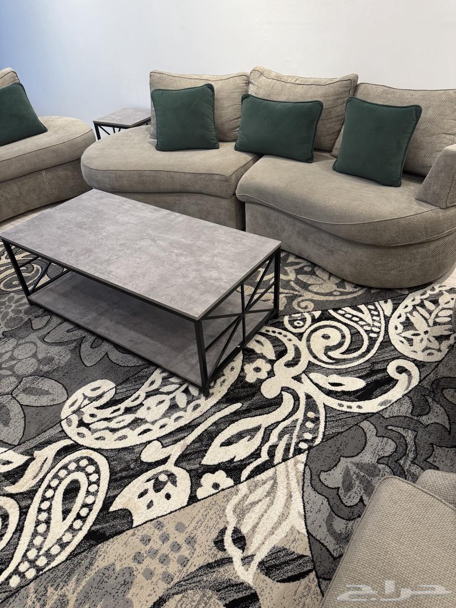 Used clean sofa and its new counterpart64501556152065112