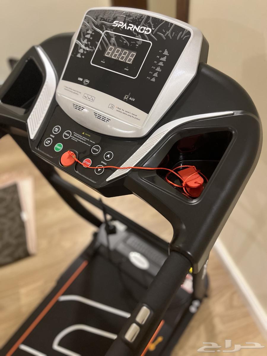 سير جديد لم يستخدم الا مرتين ابيعه ب 600 اللي جاد يتواصل مع64484675907970113