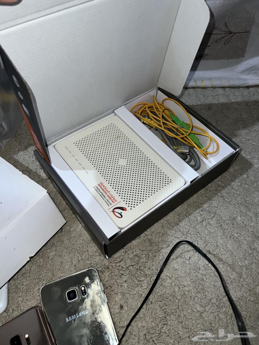 Mobile Phones and Internet Routers64499689544449112