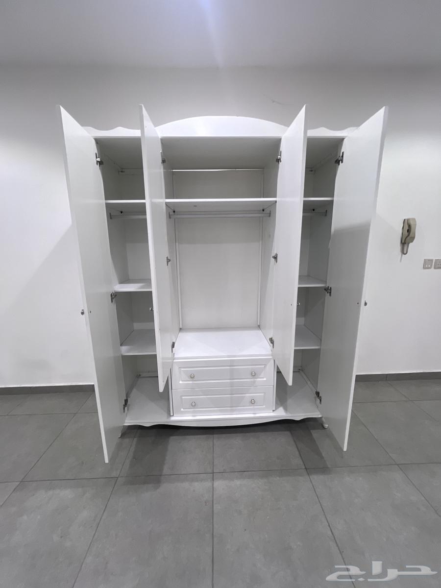 دولاب فخم من هوم سنتر64496323384578111