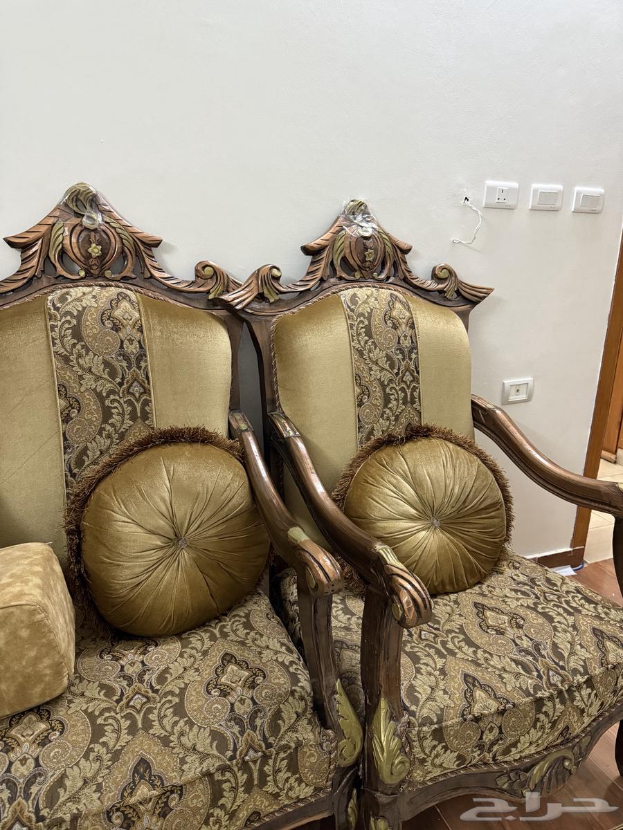 كنب كلاسيك للبيع64502136418051110