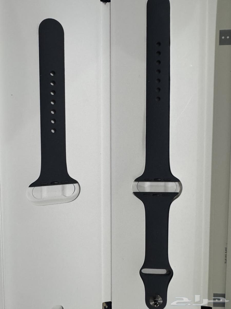 Apple Watch SE 44mm, lightly used with all accessories64498145536003111