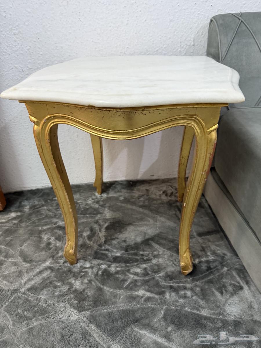 Sofa with tables64501843801986111