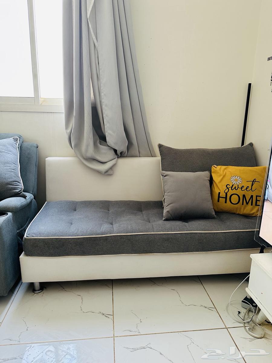 Sofa and Marble Dining Table64500491374593113