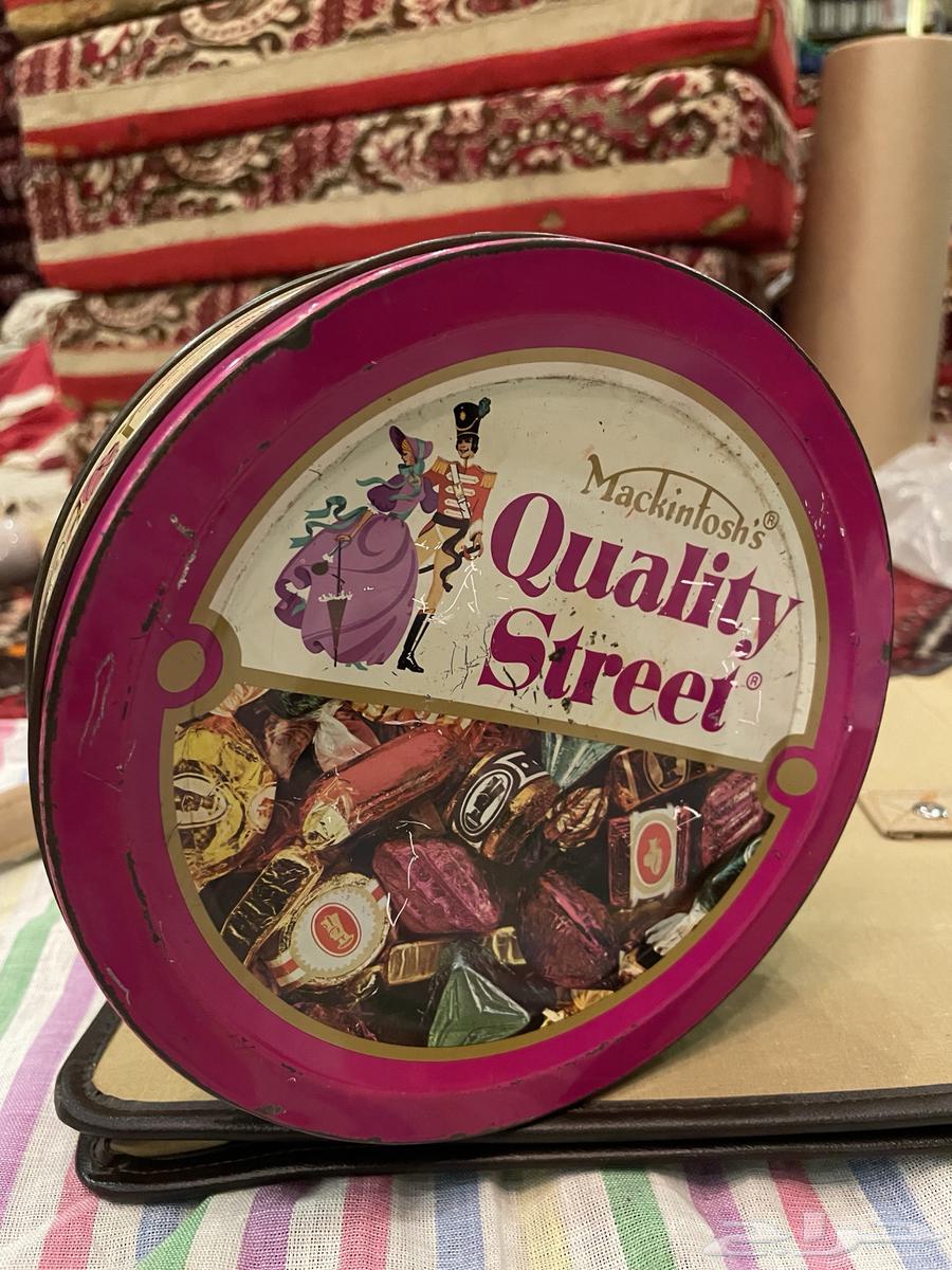 Old McIntosh Halva Box64496806317699113