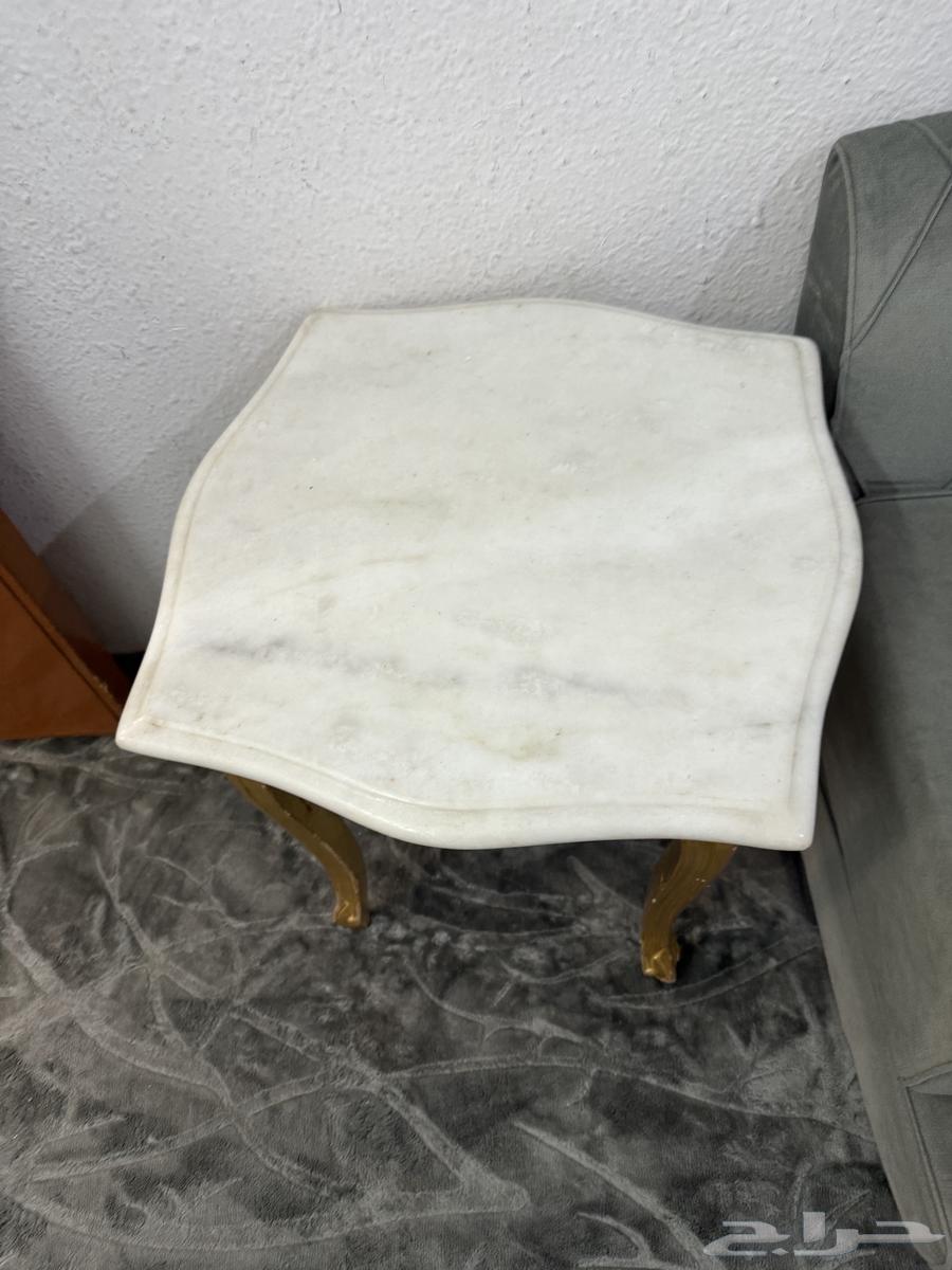 Sofa with tables64501843801986110