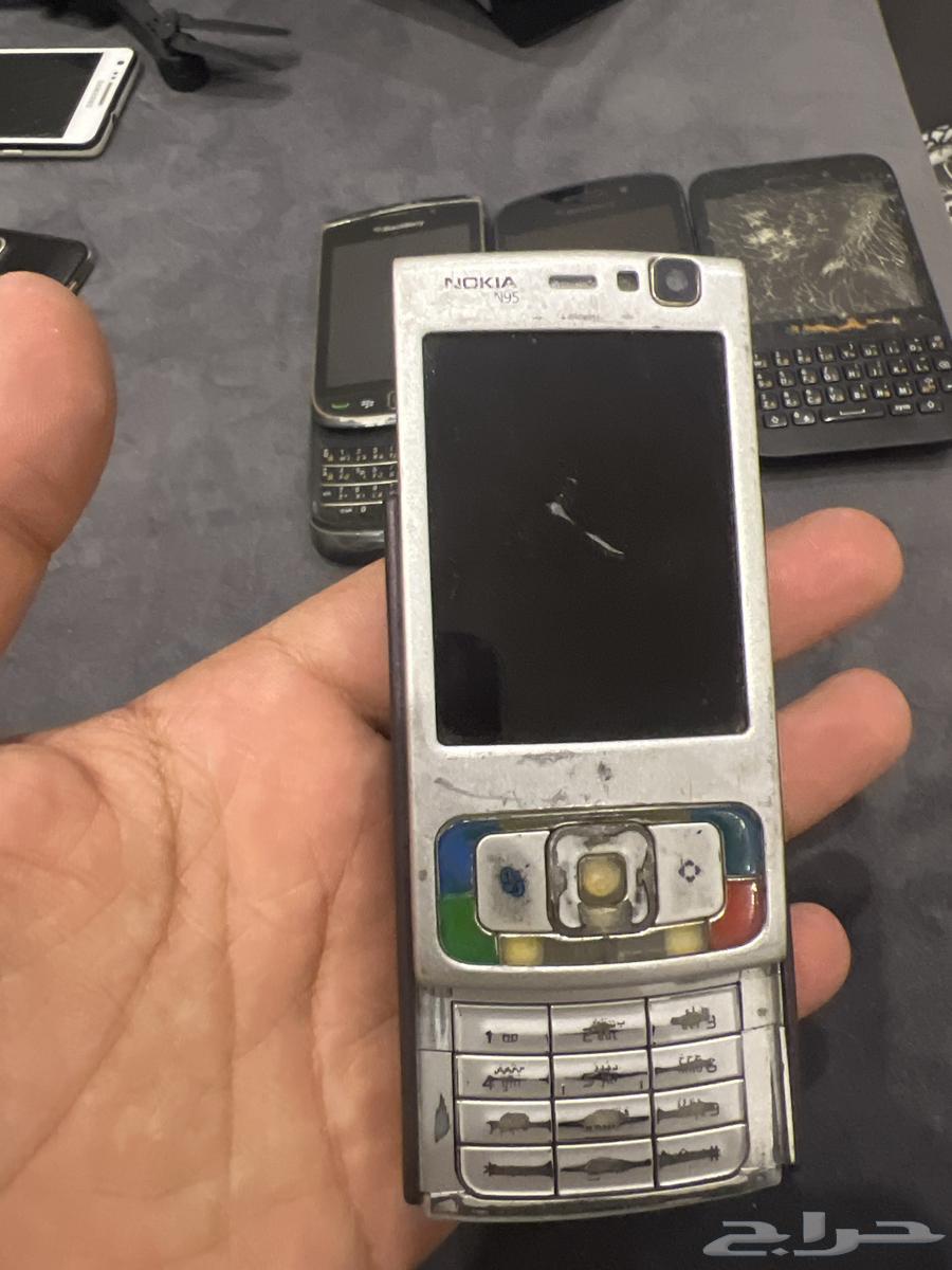 بلاك بيري ونوكيا الي يبيهم64500408438018113
