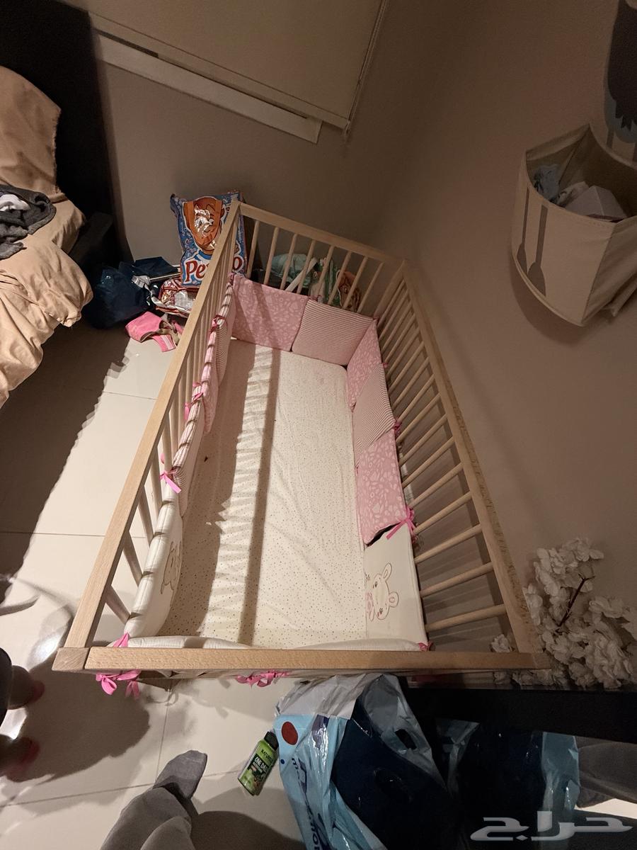 Crib and cradle for infants64496227756419111