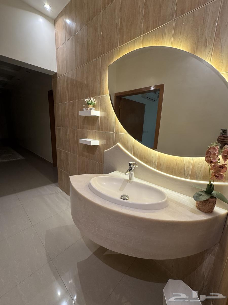 مغاسل روزنت باقي عليها ضمان تسعه سنين ونظيفه جدا64497979477763111