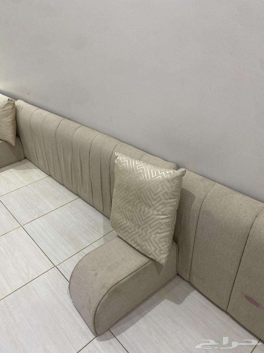 مساند ظهر 4 4 للبيع بسعر 800ريال64499911876610111