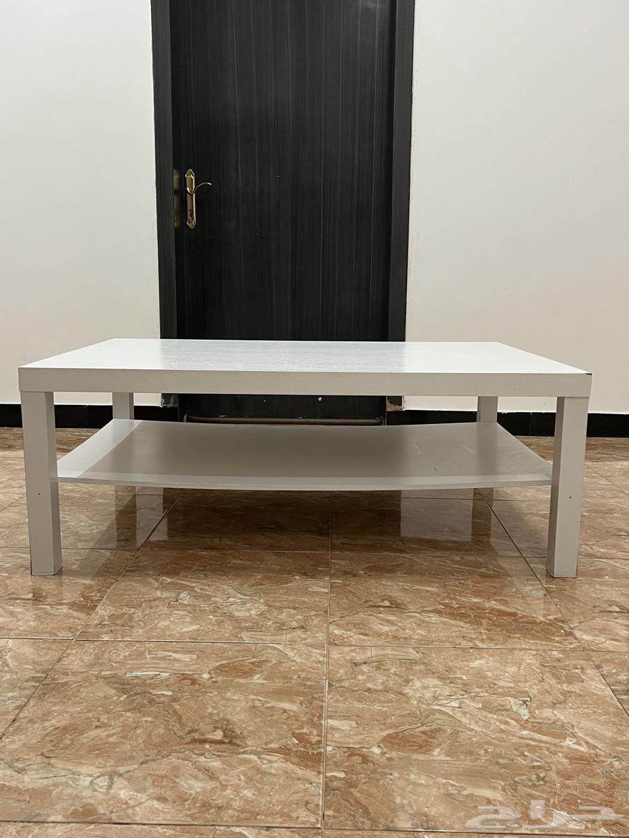 Clean wooden table64496419688835111