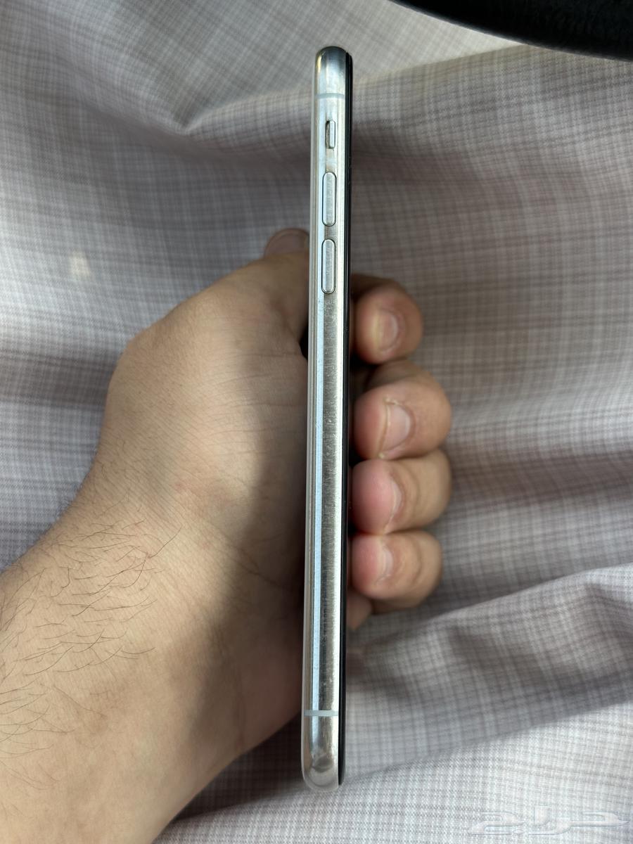 للبيع ايفون اكس العادي 256 قيقا لون فضي64501921619459112