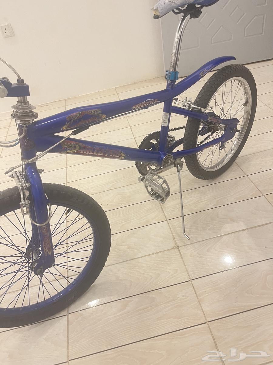 دراجة كوبرا مقاس 20 لون زرقاء أبغى فيها 170 ريال أو 16064501788945410112