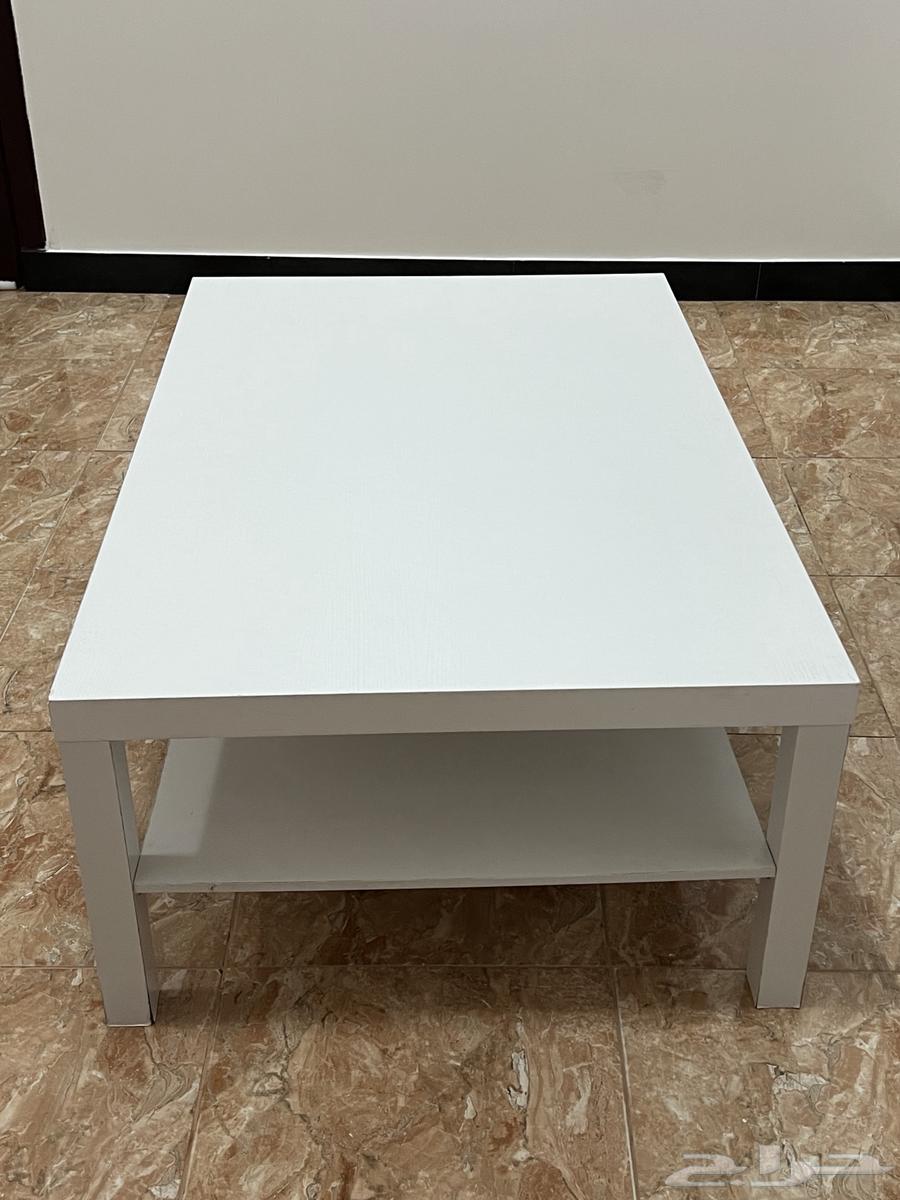 Clean wooden table64496419688835110