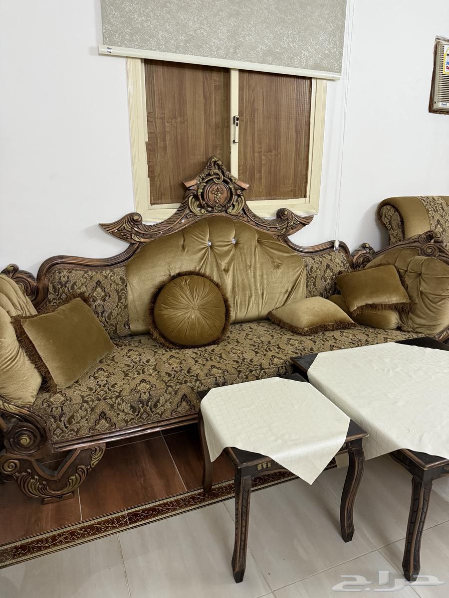 كنب كلاسيك للبيع64502136418051112