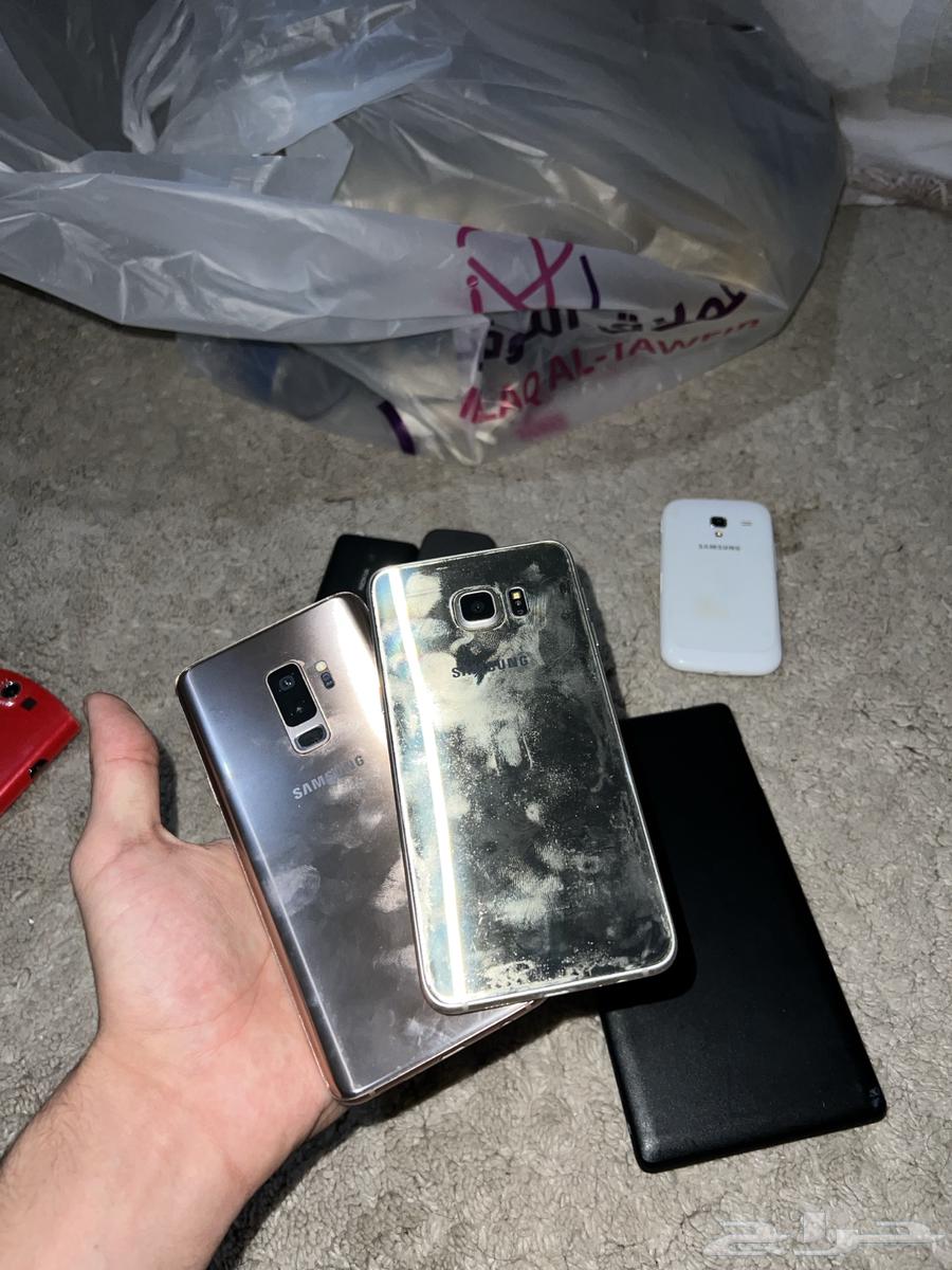 Mobile Phones and Internet Routers64499689544449114