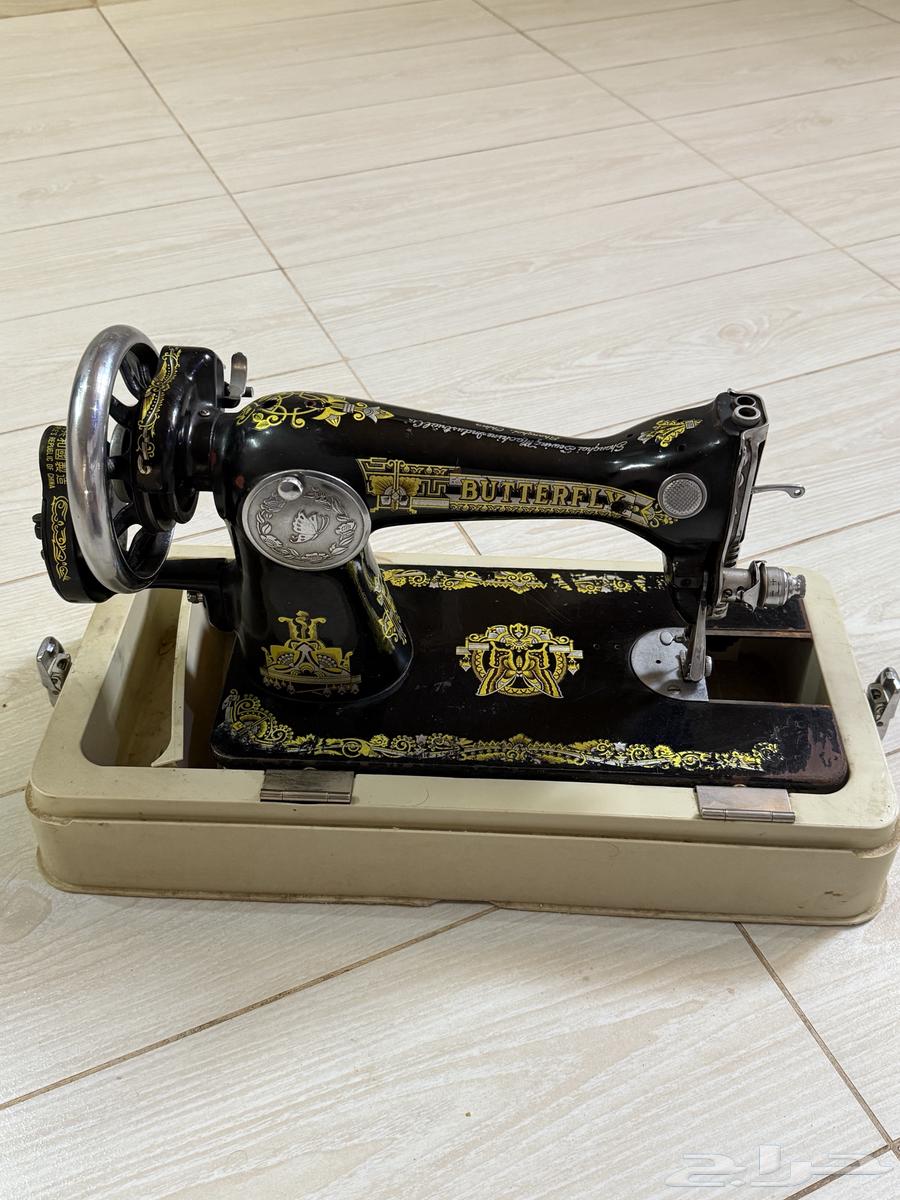 مكينة خياطة قديمة64498756896259111